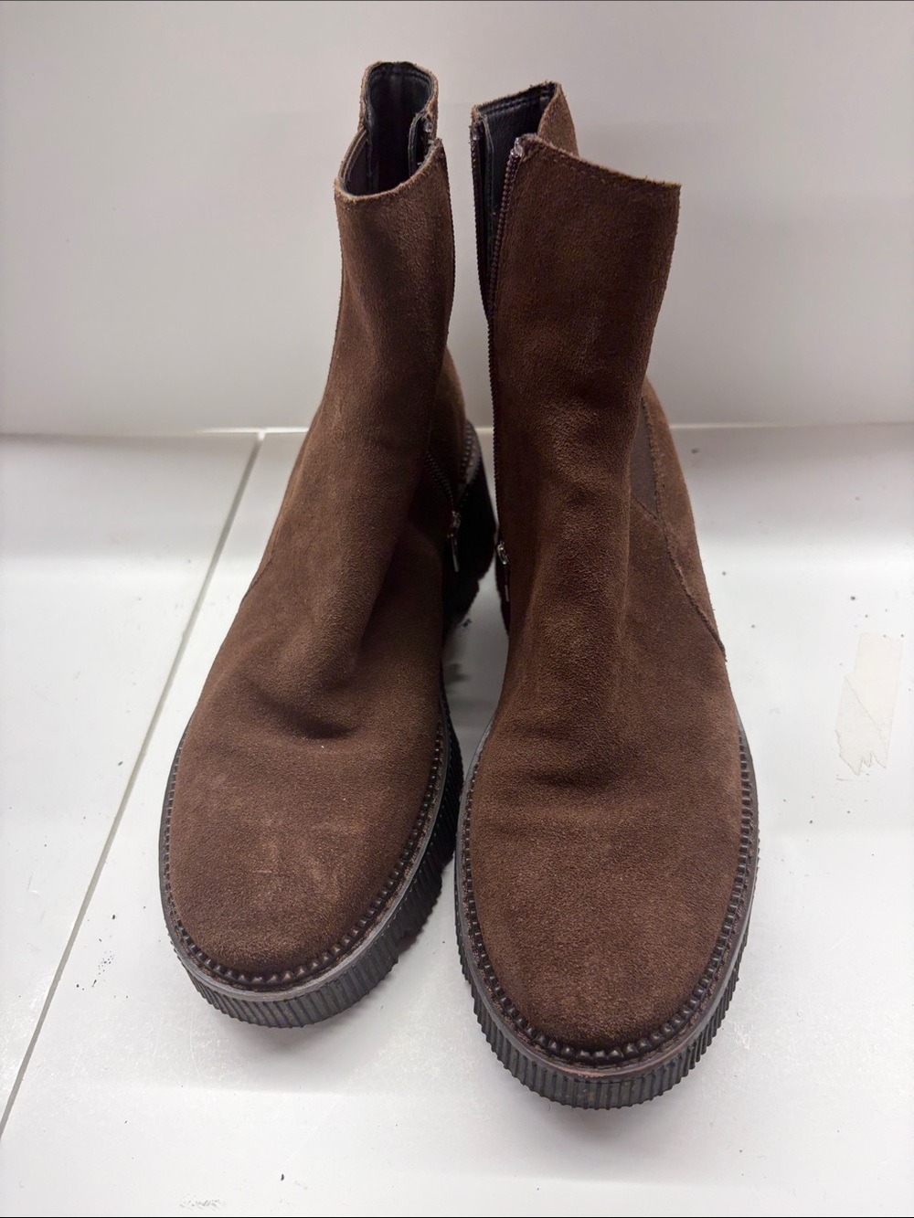 Used Dolce Vita Women’s Emmet H2O Dark Brown Suede
